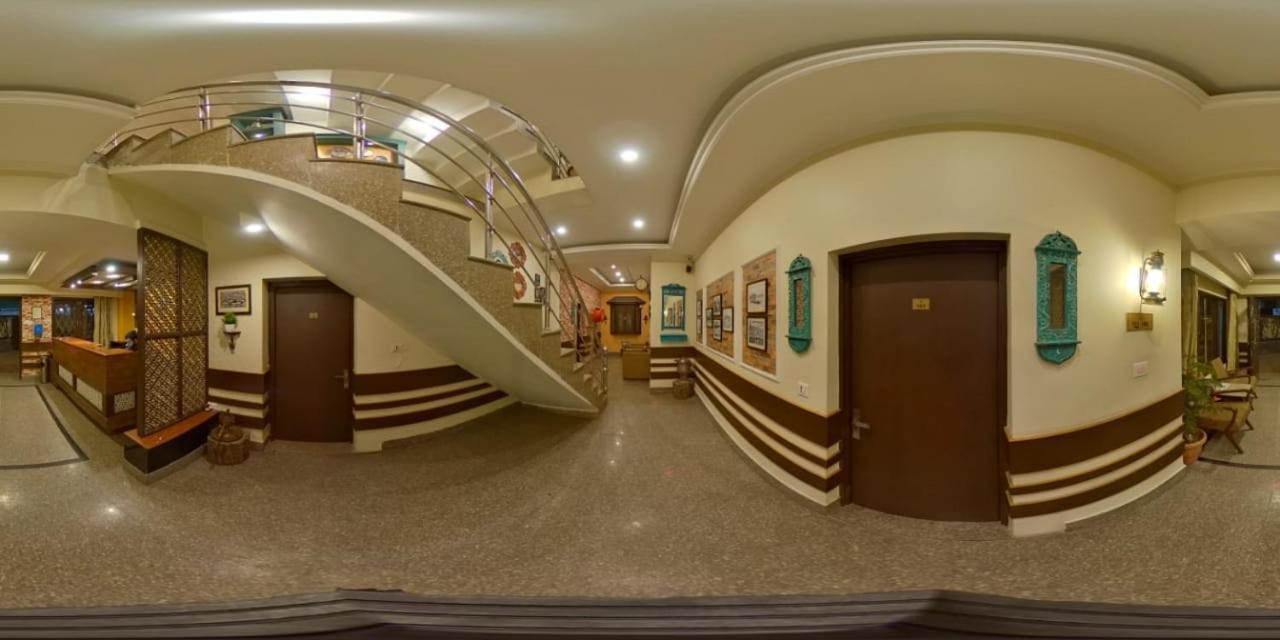 Lee Heritage Srīnagar エクステリア 写真