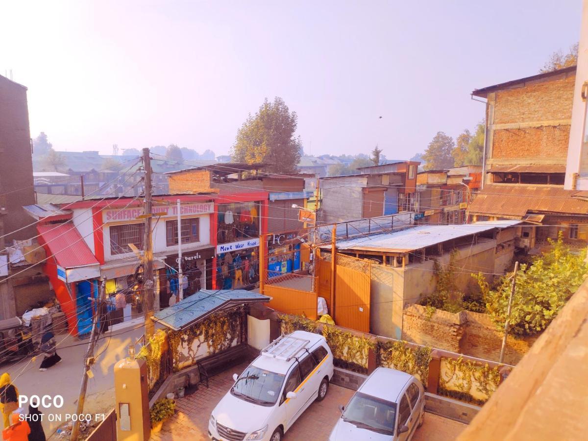 Lee Heritage Srīnagar エクステリア 写真